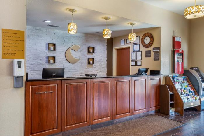 comfort inn and suites north aurora naperville