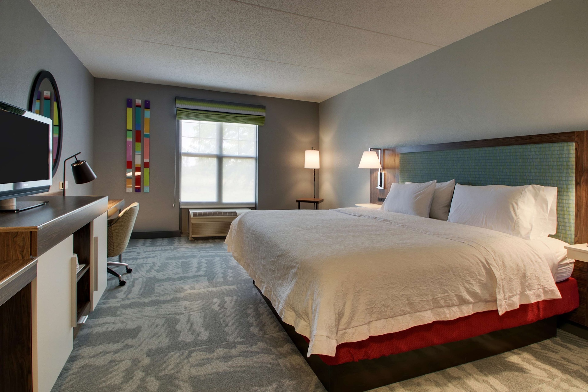 hampton inn and suites chicago aurora