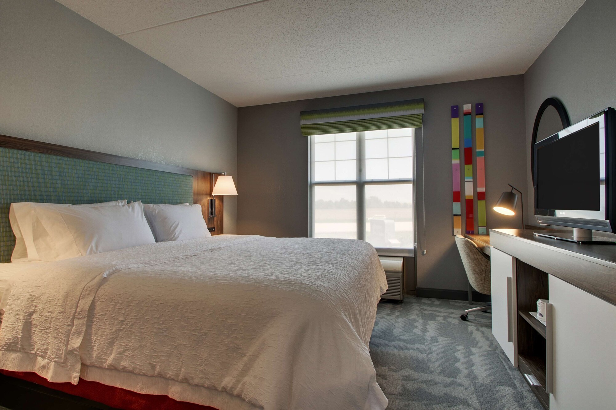 hampton inn and suites chicago aurora