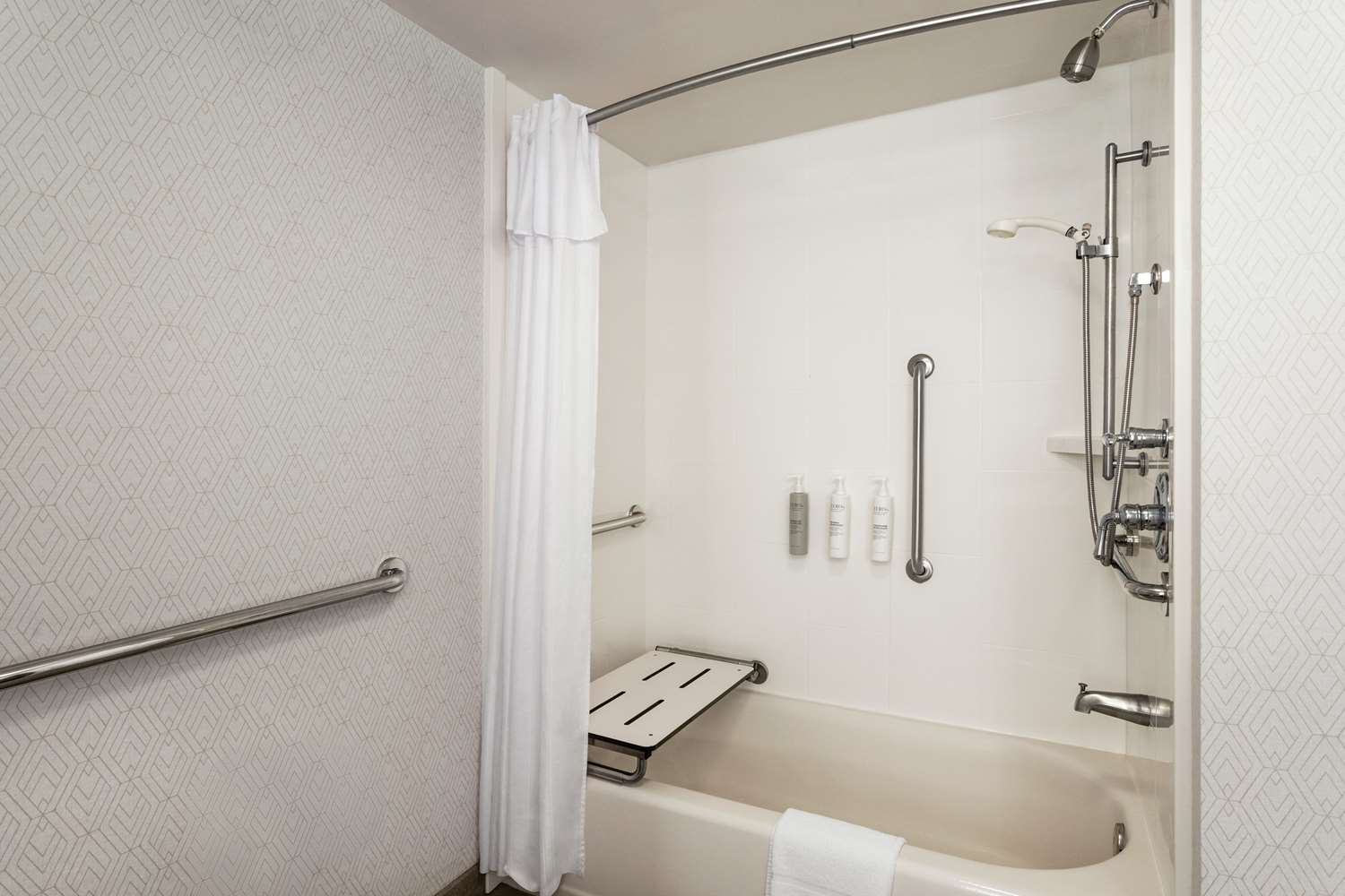 hampton inn columbia downtown historic district