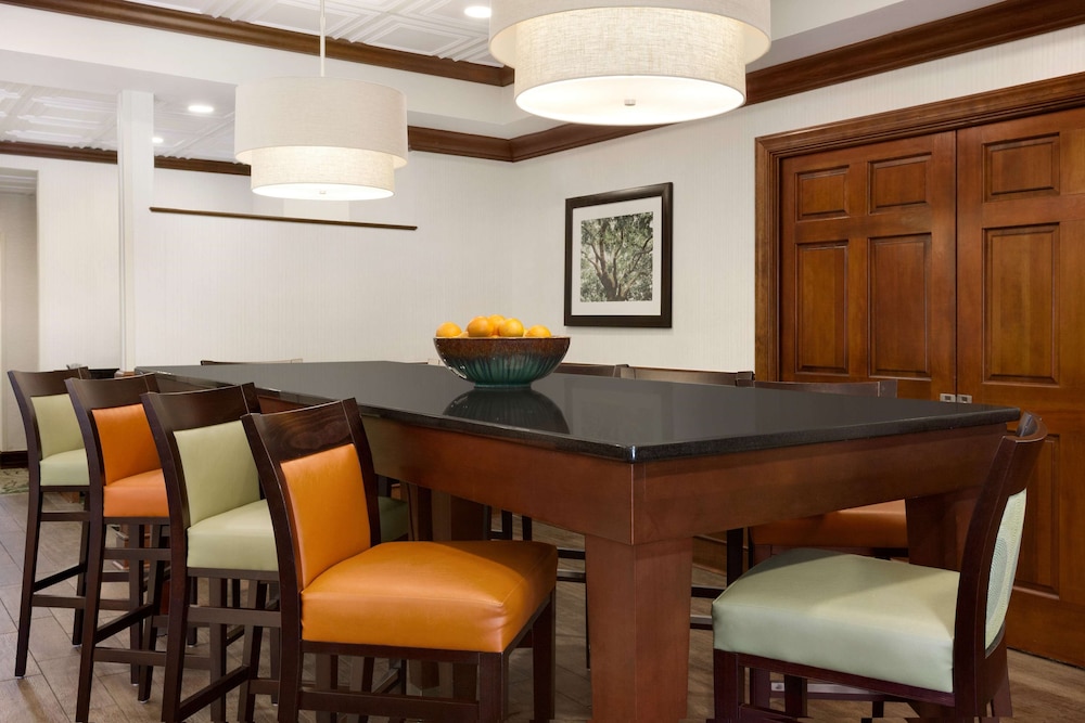 hampton inn columbia downtown historic district