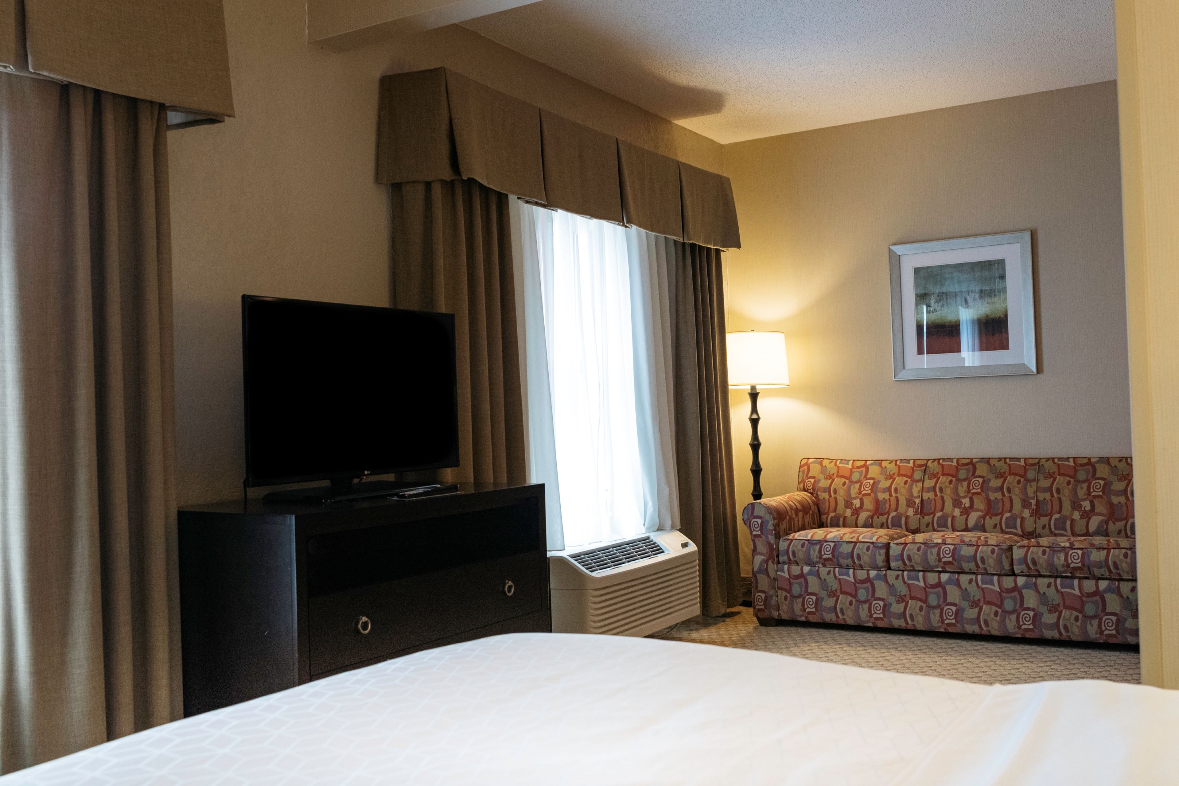 holiday inn express hotel and suites olathe north by ihg