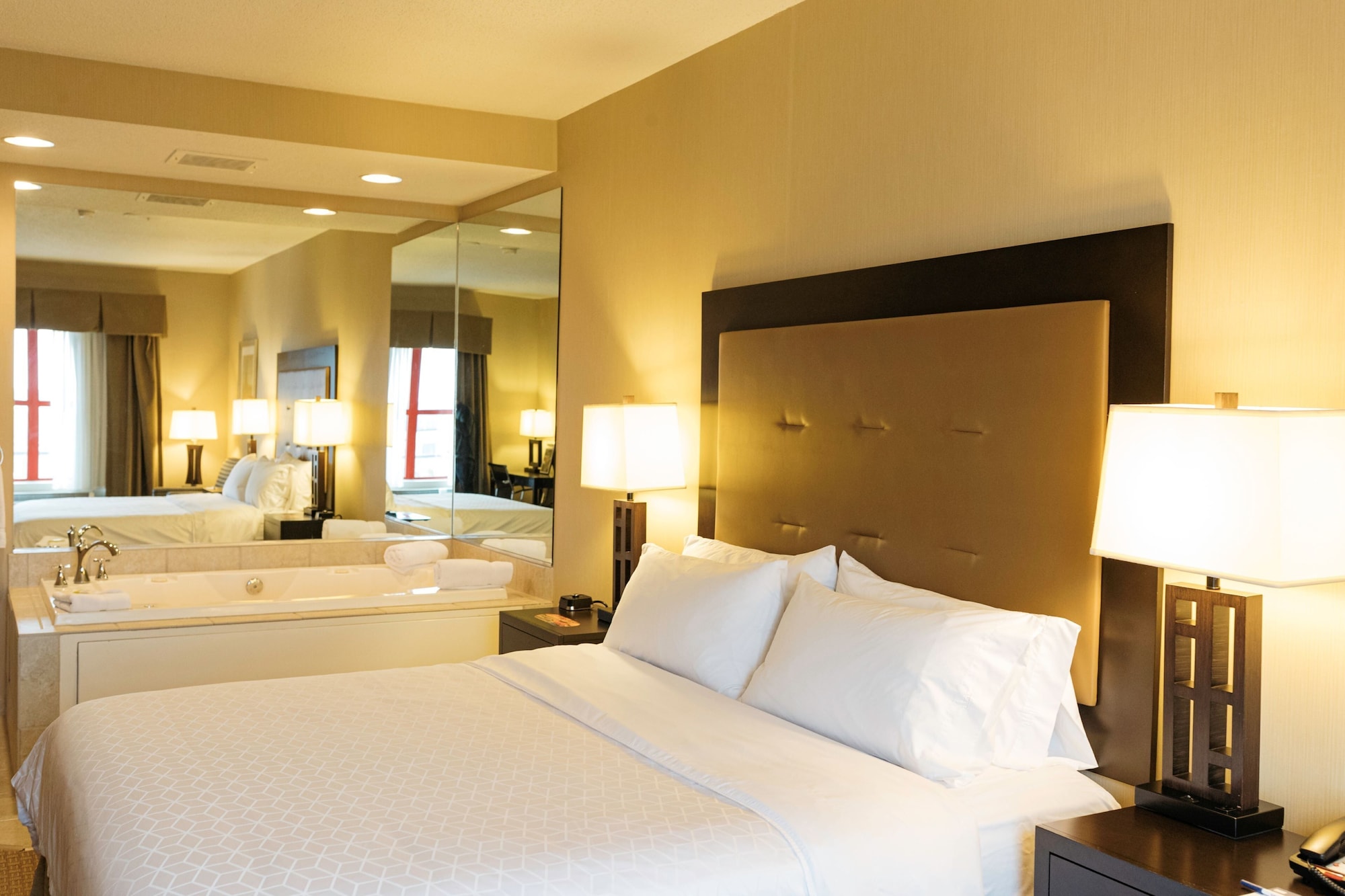holiday inn express hotel and suites olathe north by ihg