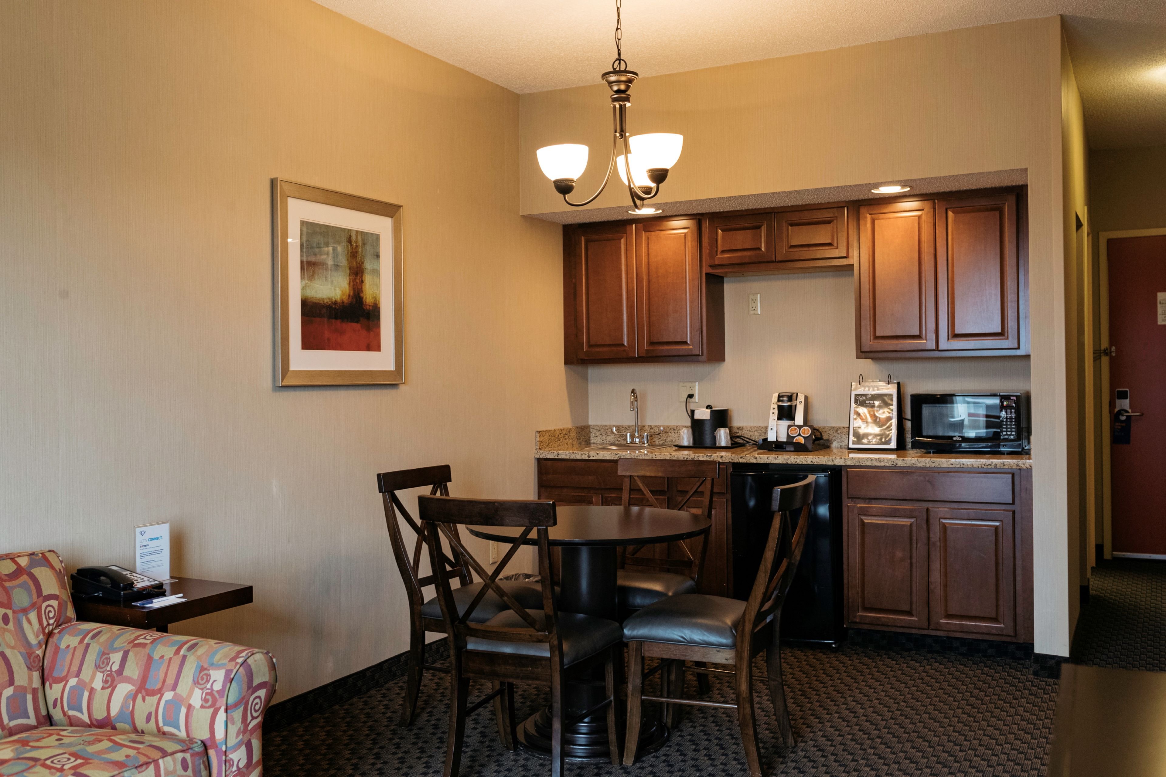holiday inn express hotel and suites olathe north by ihg