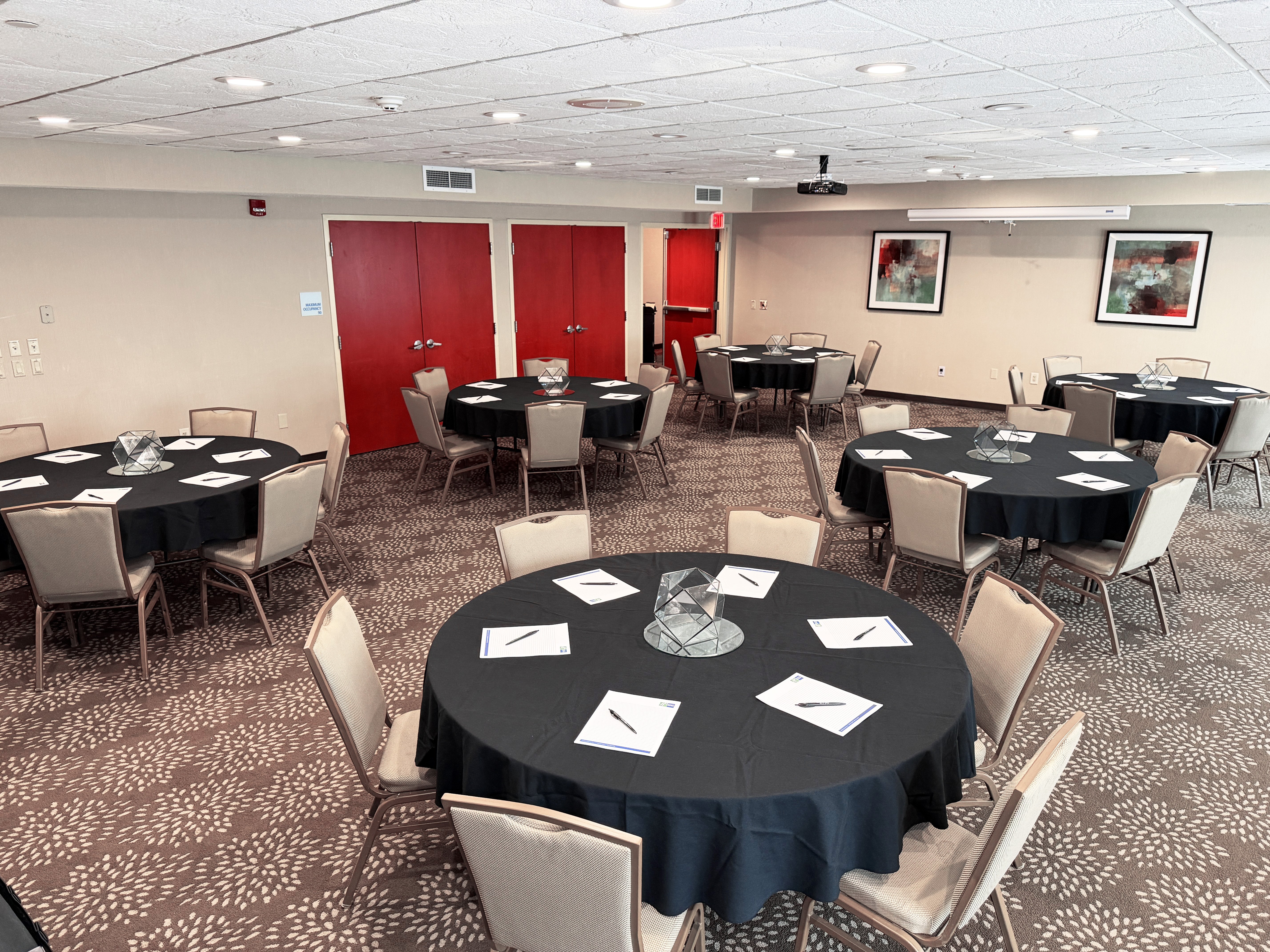 holiday inn express hotel and suites olathe north by ihg