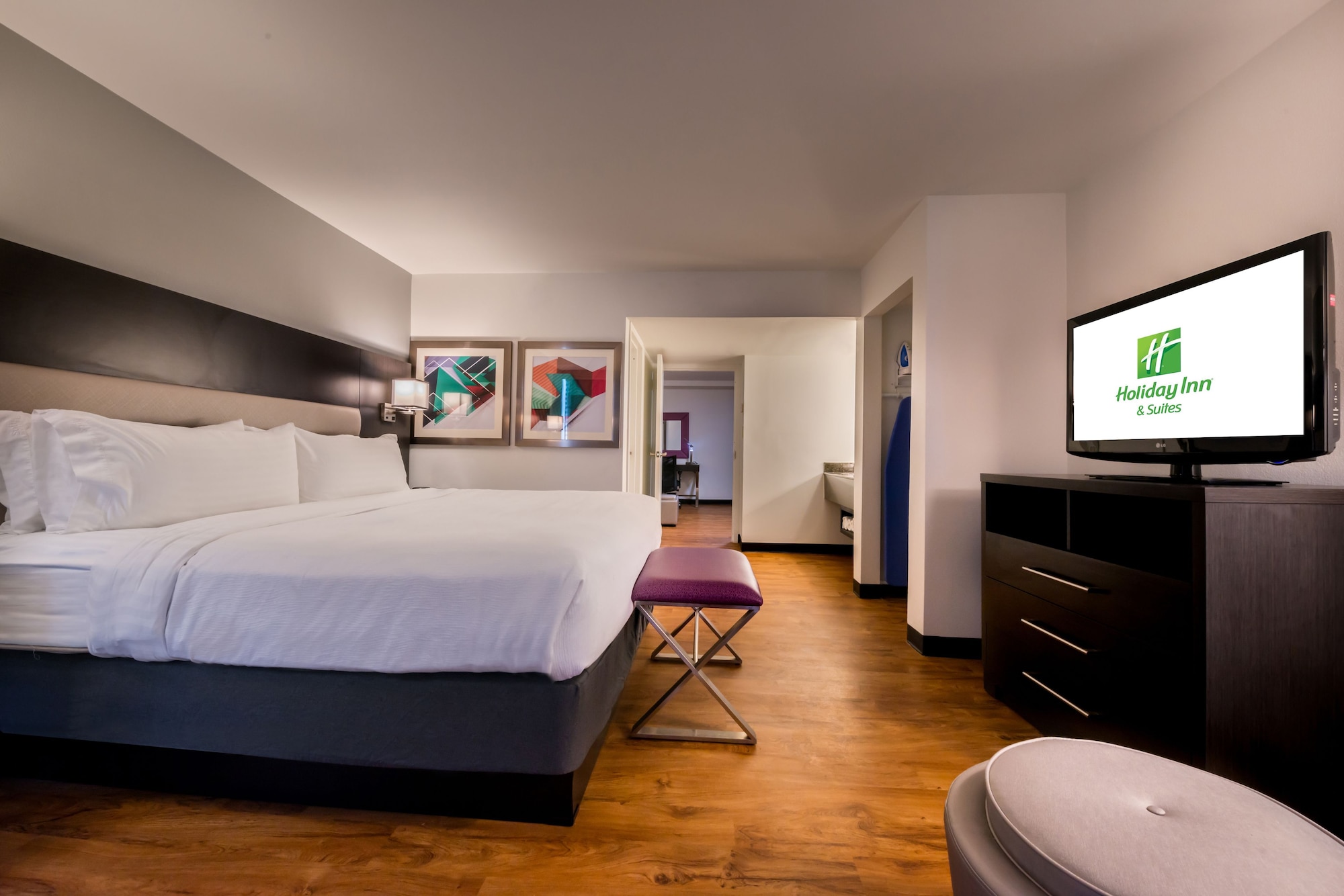 holiday inn beaumont plaza i 10 and walden