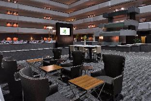 holiday inn beaumont plaza i 10 and walden