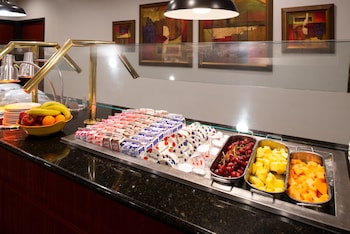 holiday inn beaumont plaza i 10 and walden