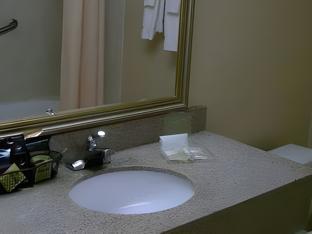 holiday inn express aberdeen by ihg
