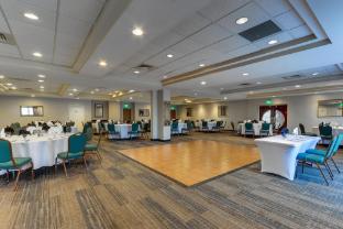 holiday inn express aberdeen by ihg