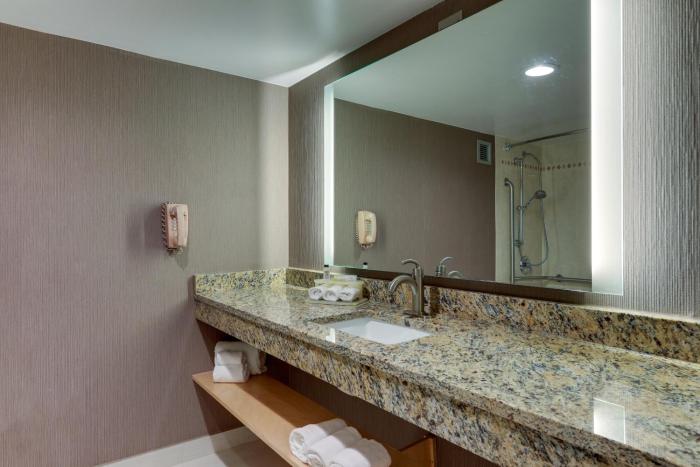 holiday inn express aberdeen by ihg