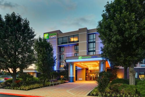 holiday inn express aberdeen by ihg