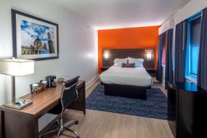Collegian Hotel & Suites, Trademark Collection By Wyndham,Syracuse>>Dewitt,4 star