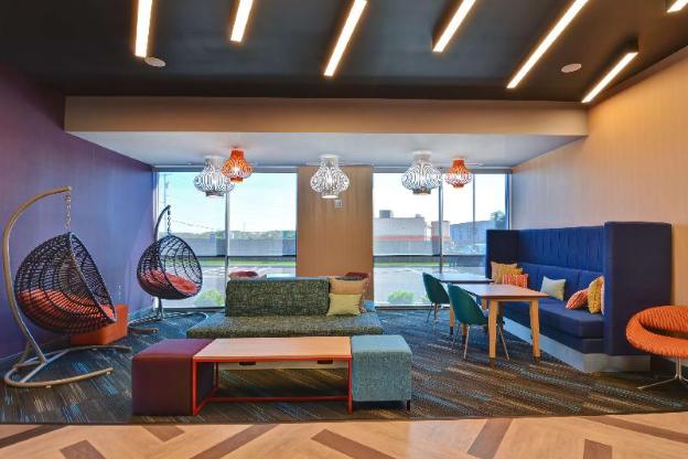 tru by hilton syracuse north airport area