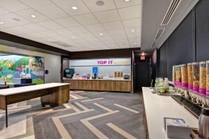 Tru By Hilton Syracuse North Airport Area,New York>>Liverpool,3 star