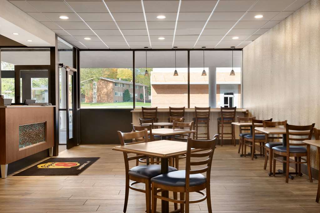 super 8 by wyndham liverpool syracuse north airport