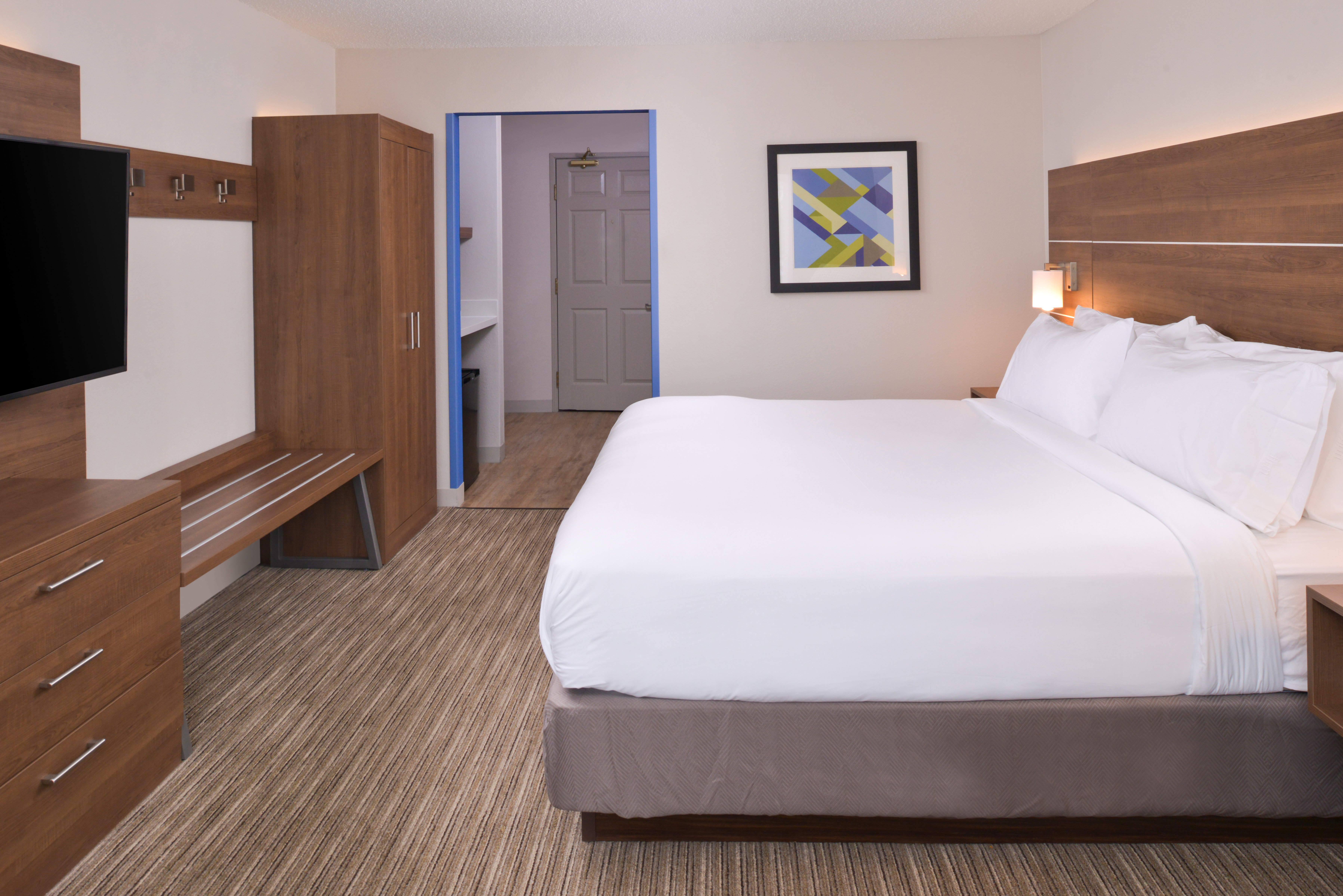 holiday inn express and suites omaha 120th and maple