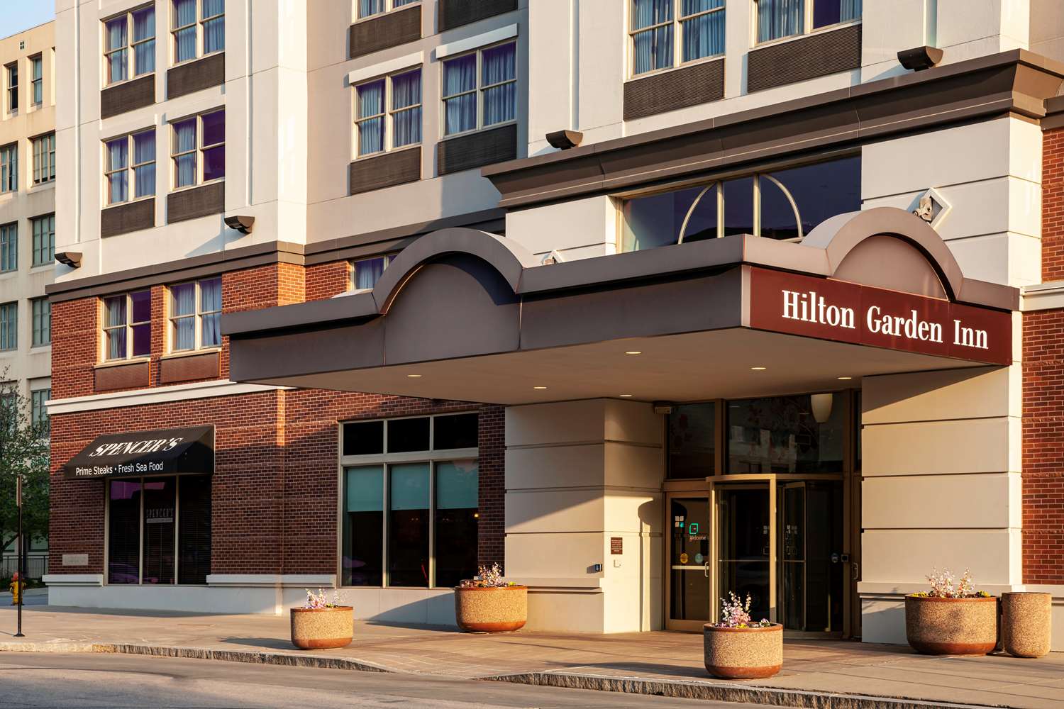 hilton garden inn omaha downtown old market area