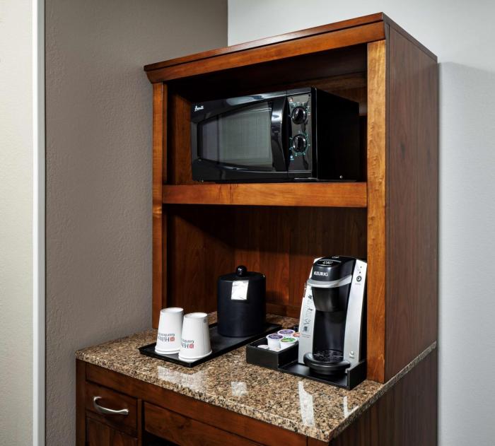 hilton garden inn omaha downtown old market area