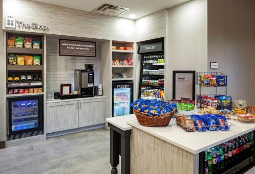 hilton garden inn omaha downtown old market area