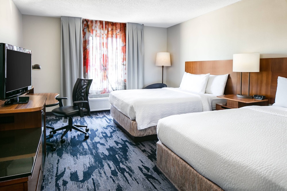 fairfield inn and suites by marriott tulsa central