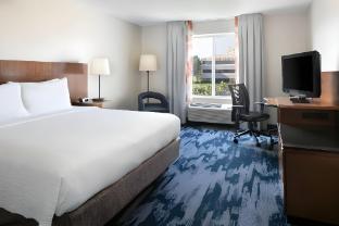 fairfield inn and suites by marriott tulsa central