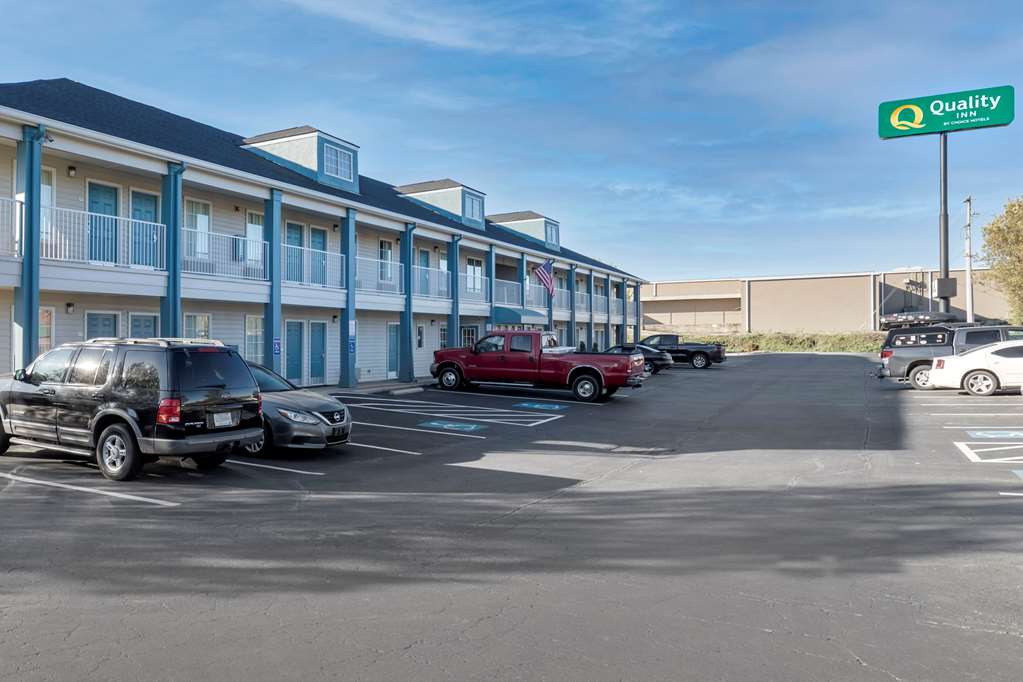 quality inn seneca clemson area us 123