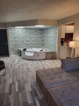 red fox inn and suites