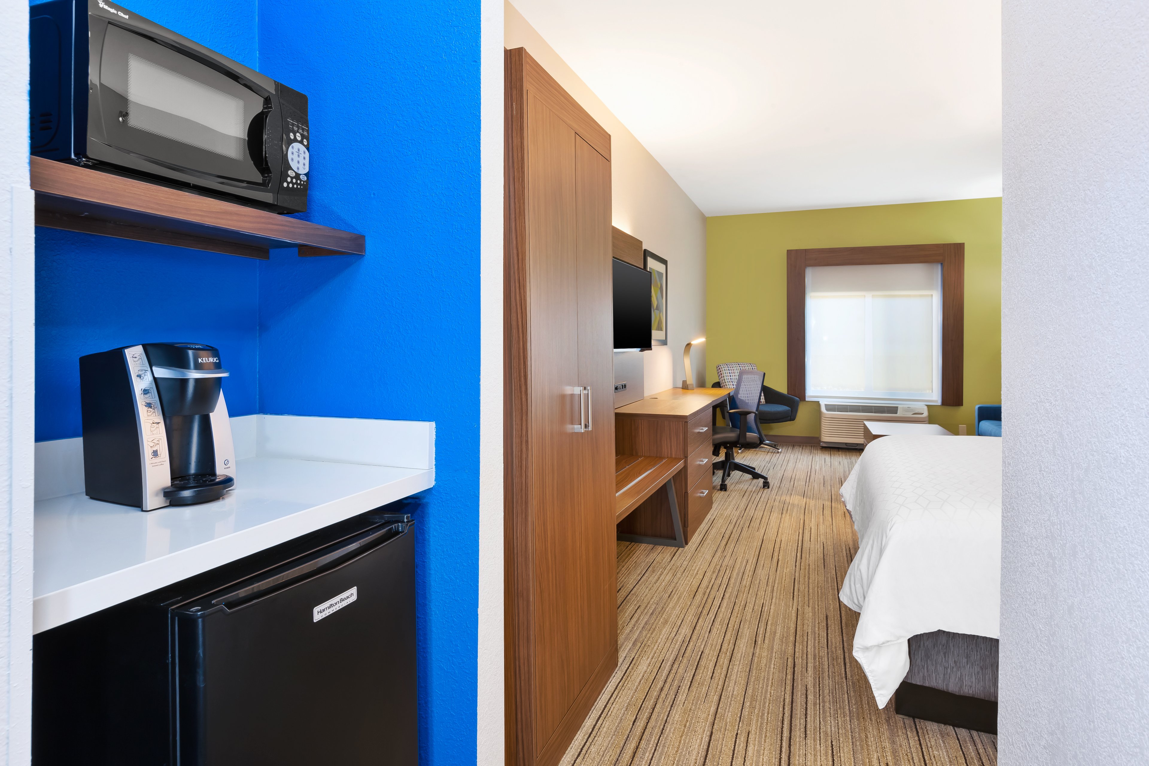 holiday inn express and suites three rivers by ihg