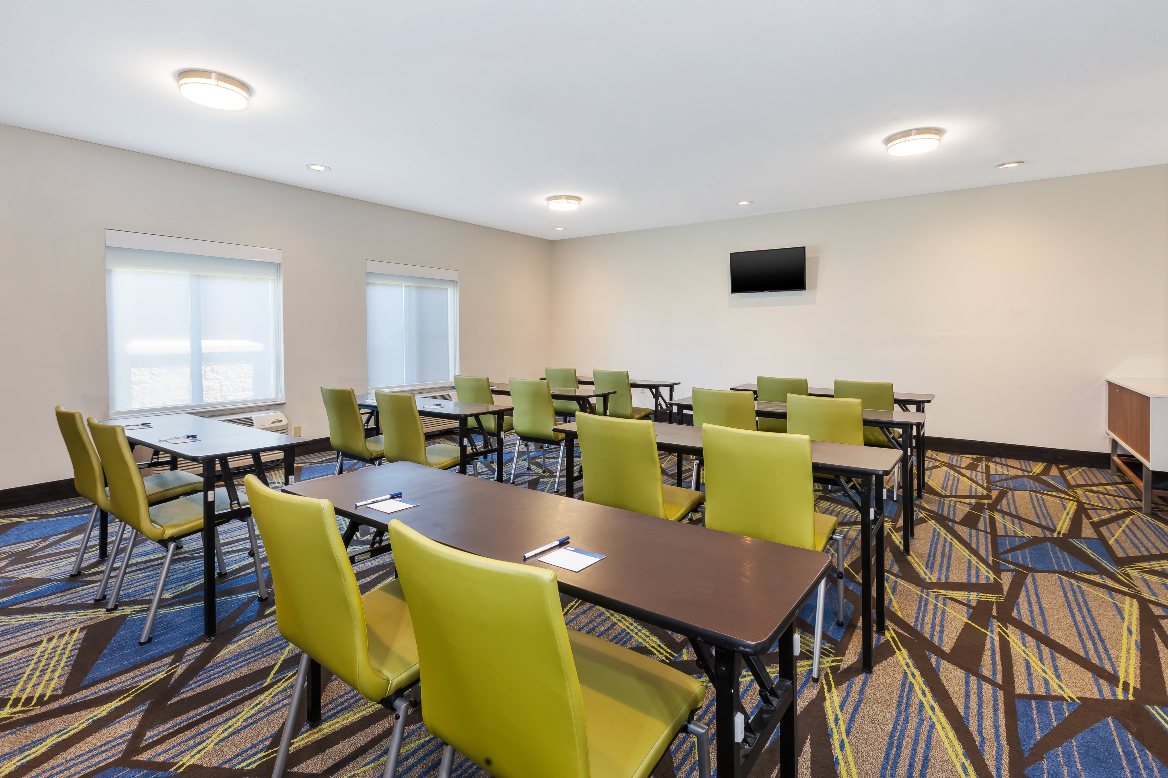 holiday inn express and suites three rivers by ihg