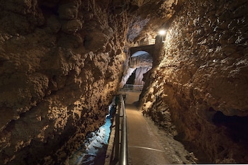 grotta giusti thermal spa resort tuscany autograph collection