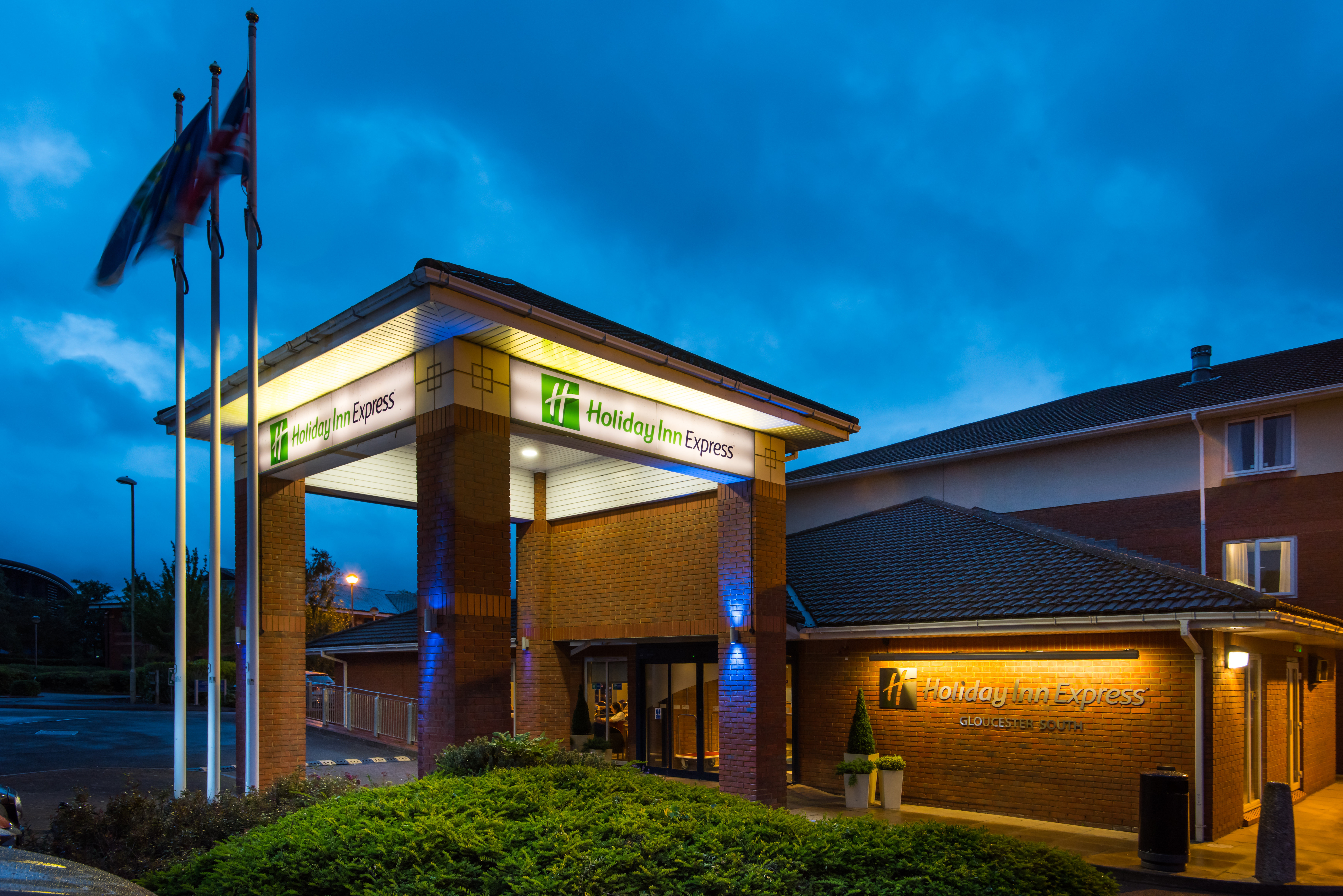 holiday inn express gloucester south