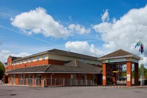 holiday inn express gloucester south