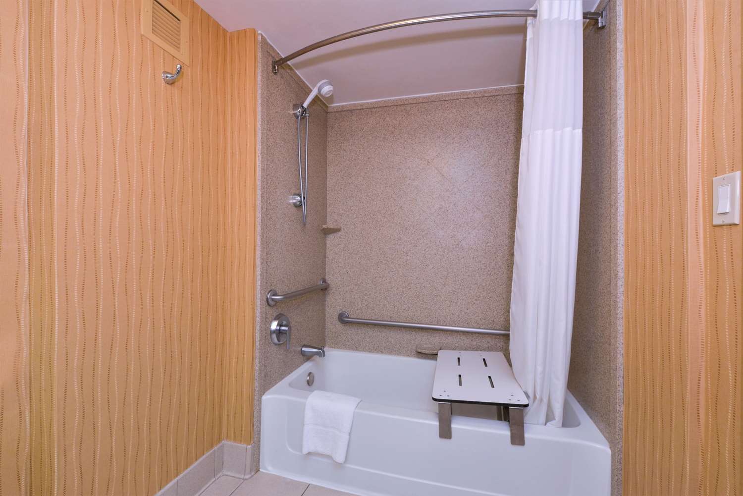 hampton inn frederick