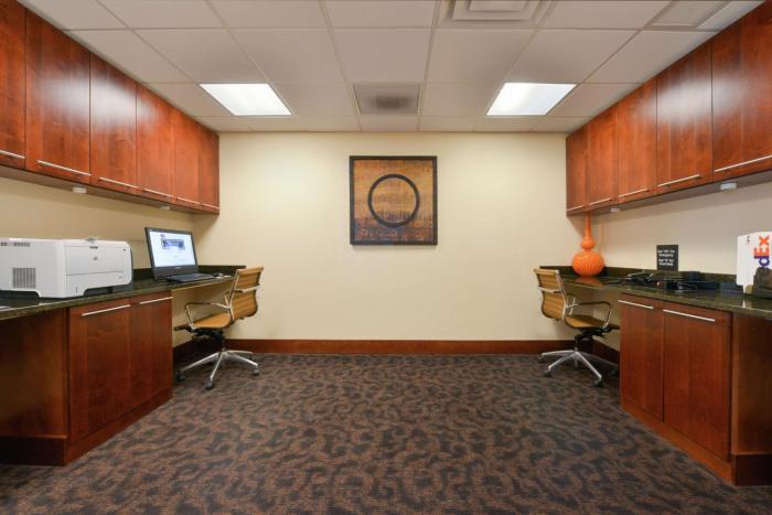 hampton inn frederick