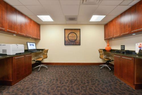 hampton inn frederick