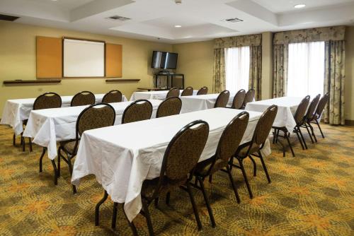 hampton inn tulsa broken arrow