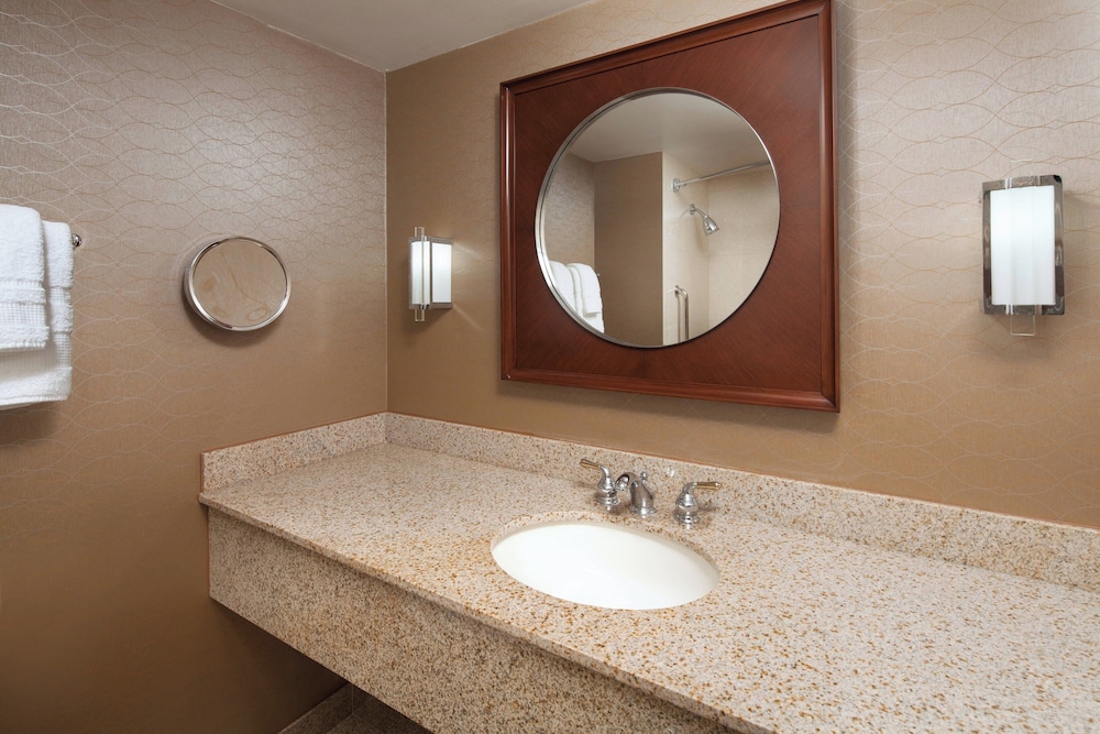 sheraton ontario airport hotel