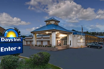 Days Inn By Wyndham Cookeville,Crossville>>Cookeville,2 star