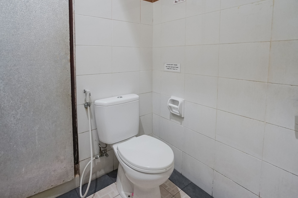 zen rooms denays house