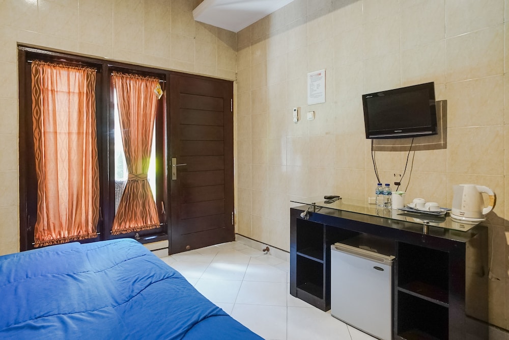 zen rooms denays house