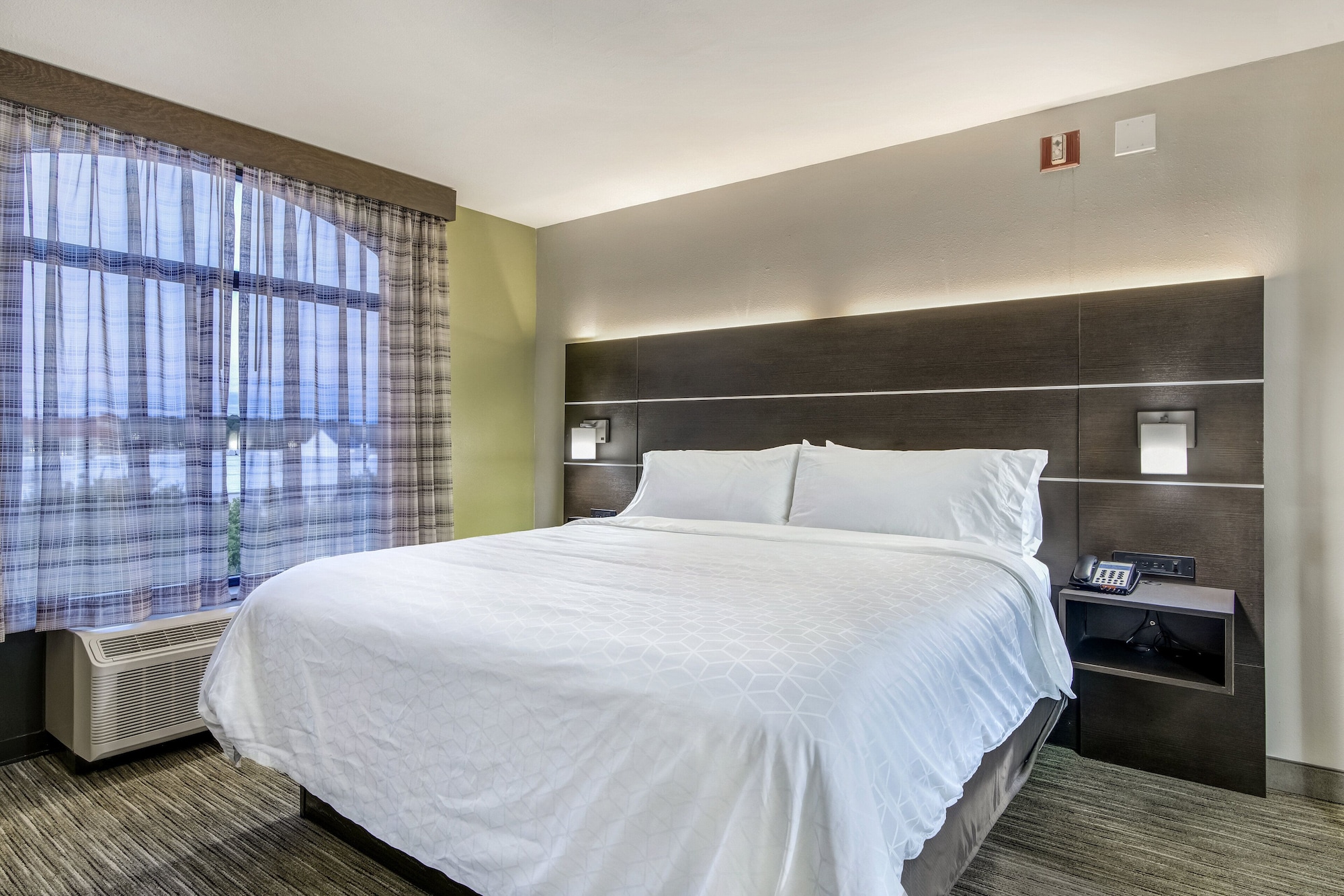 holiday inn express and suites longview north by ihg