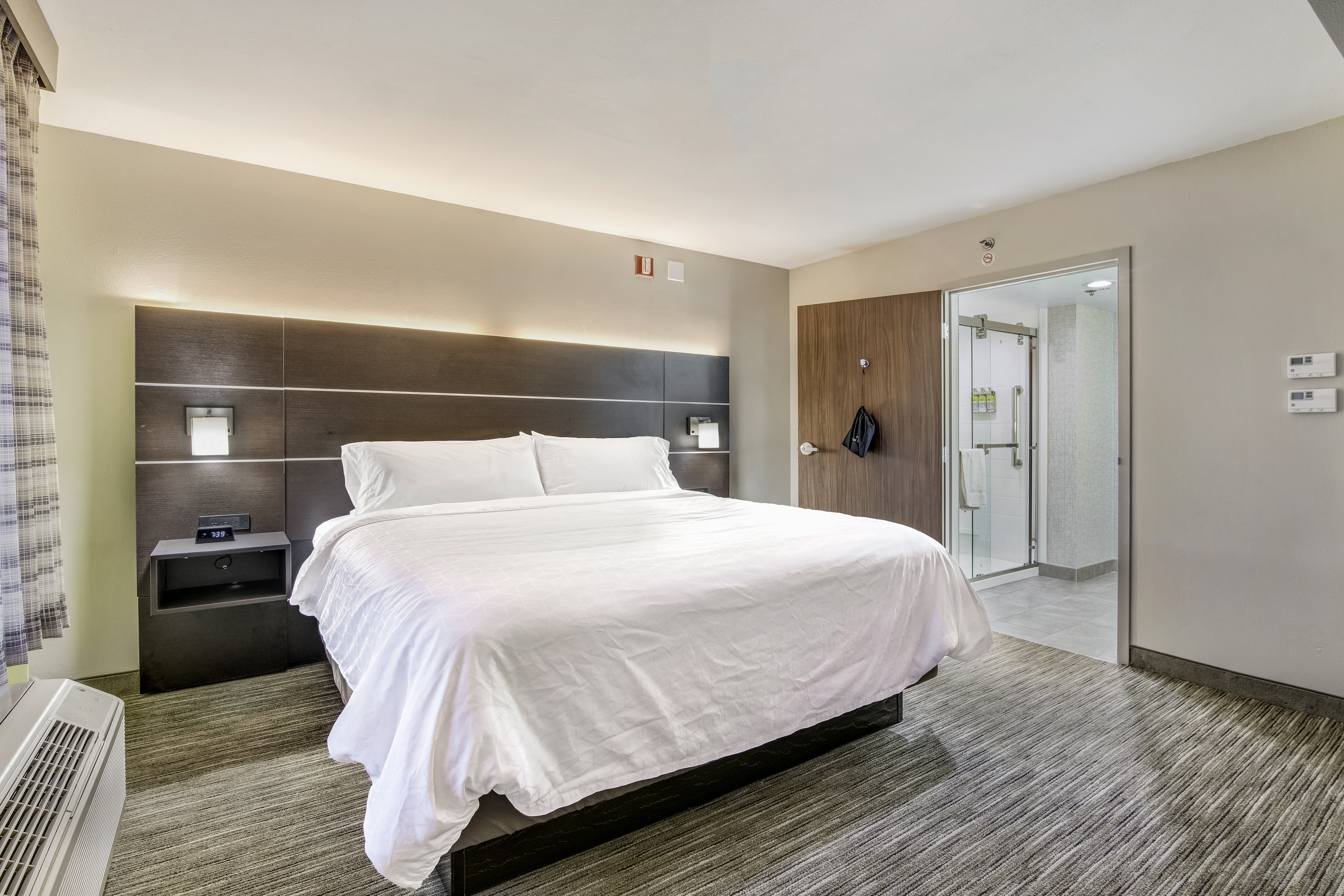 holiday inn express and suites longview north by ihg