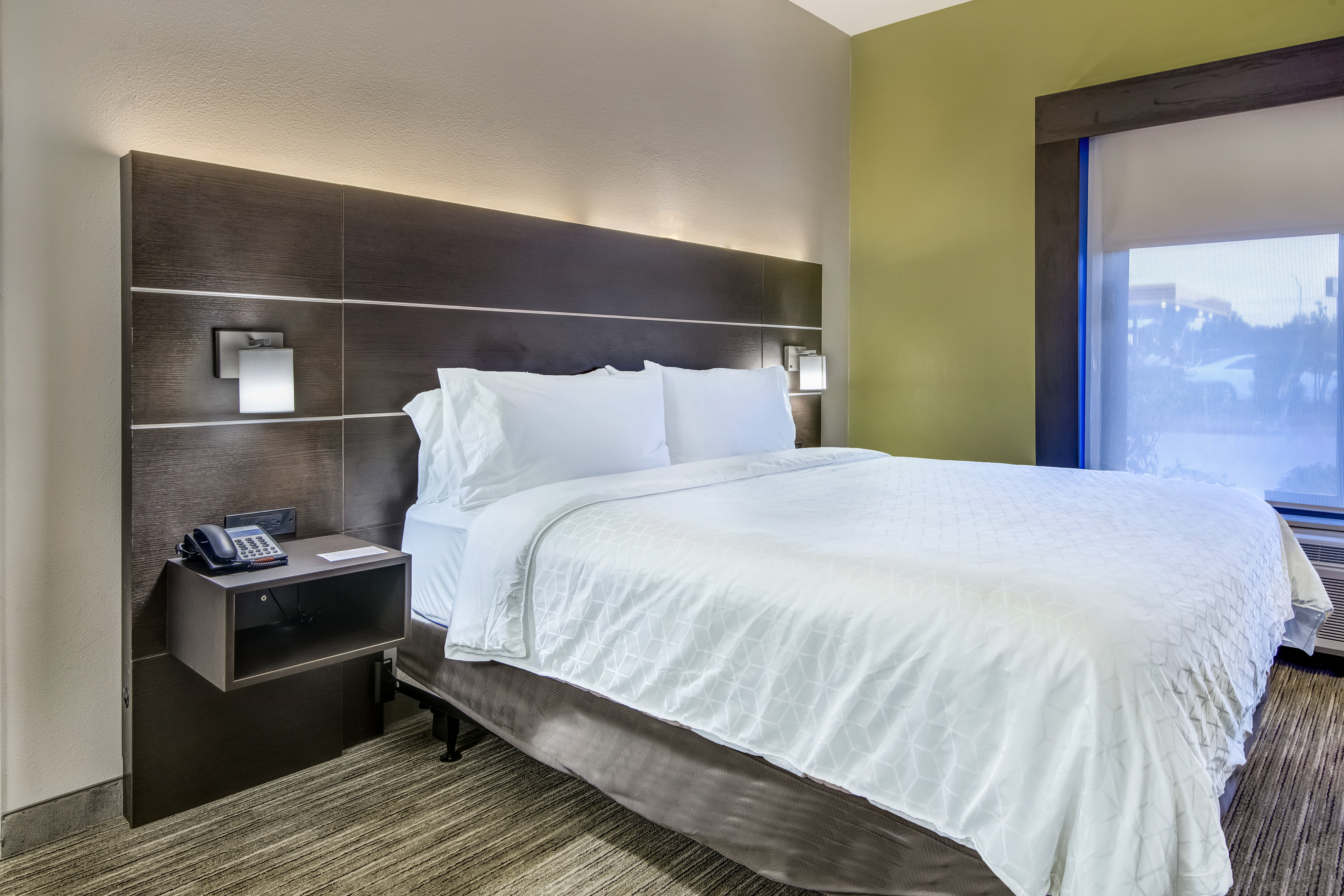 holiday inn express and suites longview north by ihg