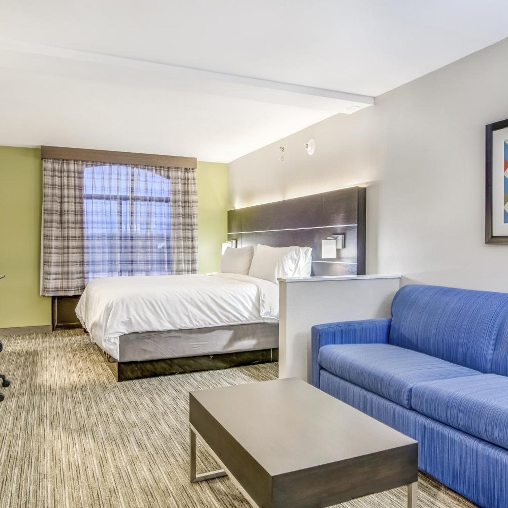 holiday inn express and suites longview north by ihg