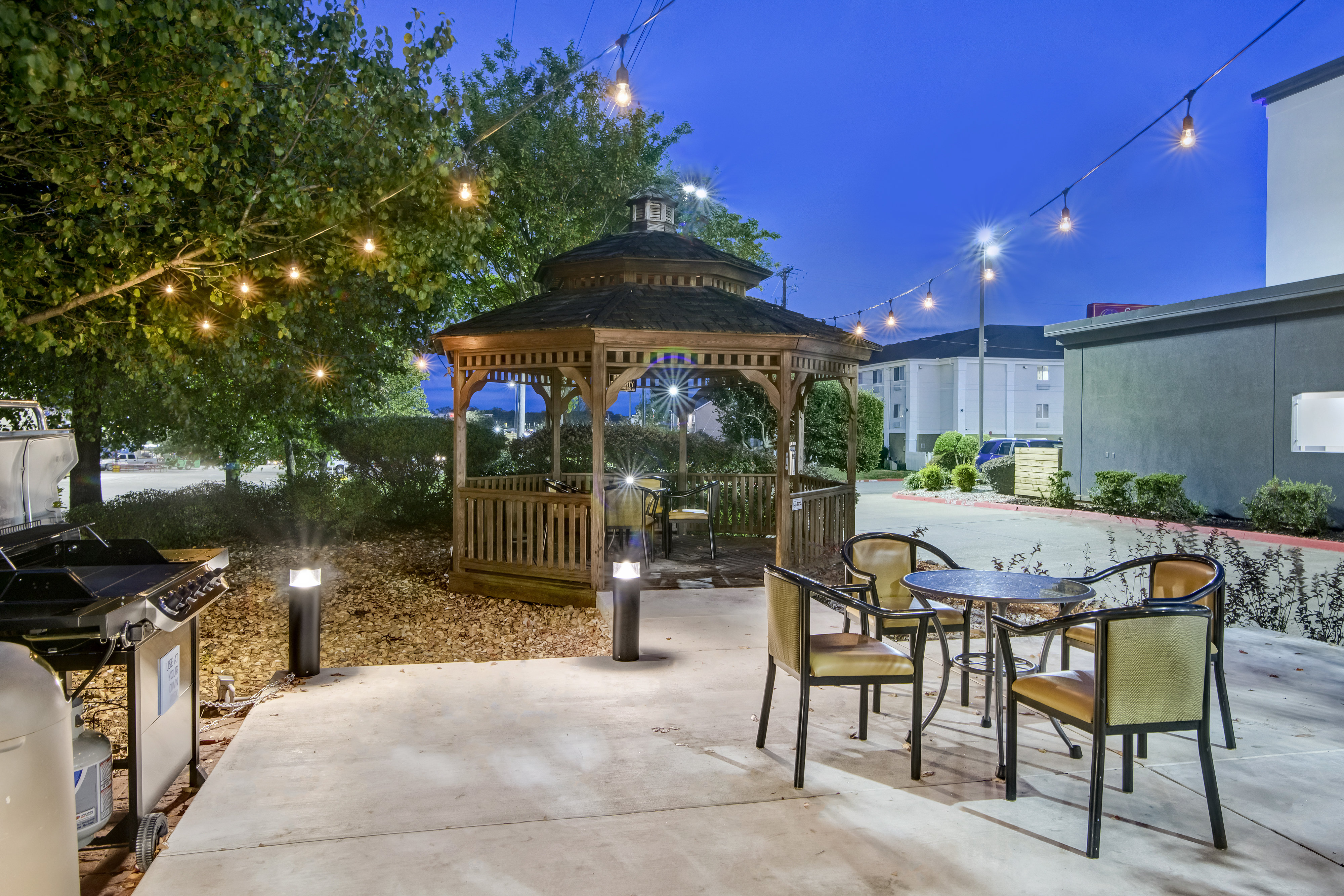 holiday inn express and suites longview north by ihg