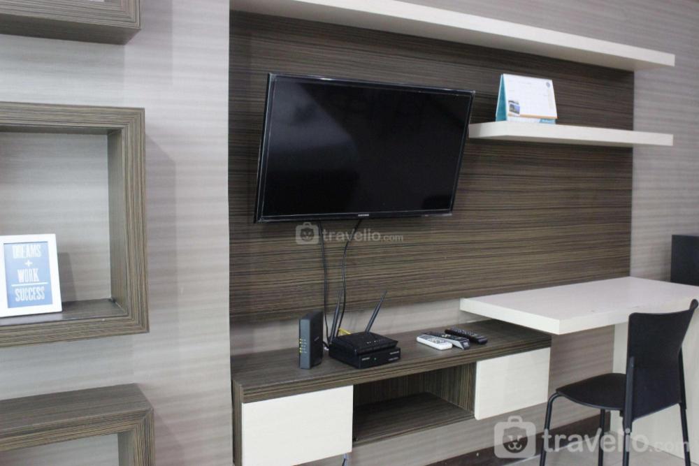 prime and comfy studio tamansari la grande apartment by travelio