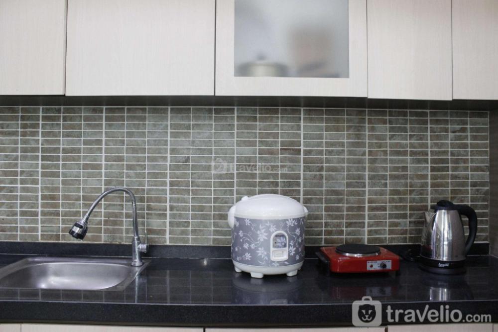 prime and comfy studio tamansari la grande apartment by travelio
