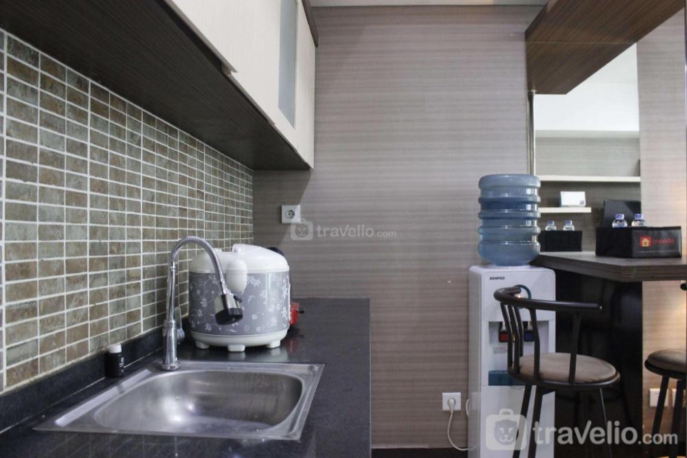 prime and comfy studio tamansari la grande apartment by travelio
