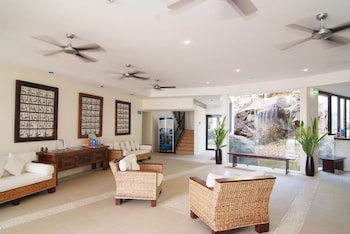 the sebel whitsundays airlie beach